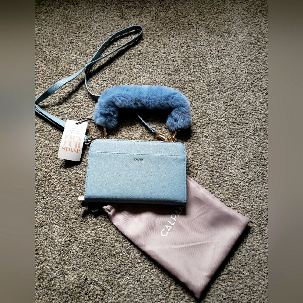 Calpak wallet